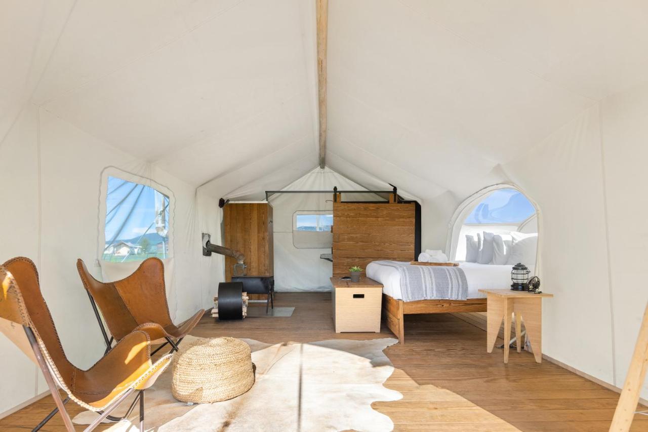 Under Canvas West Yellowstone Eksteriør billede