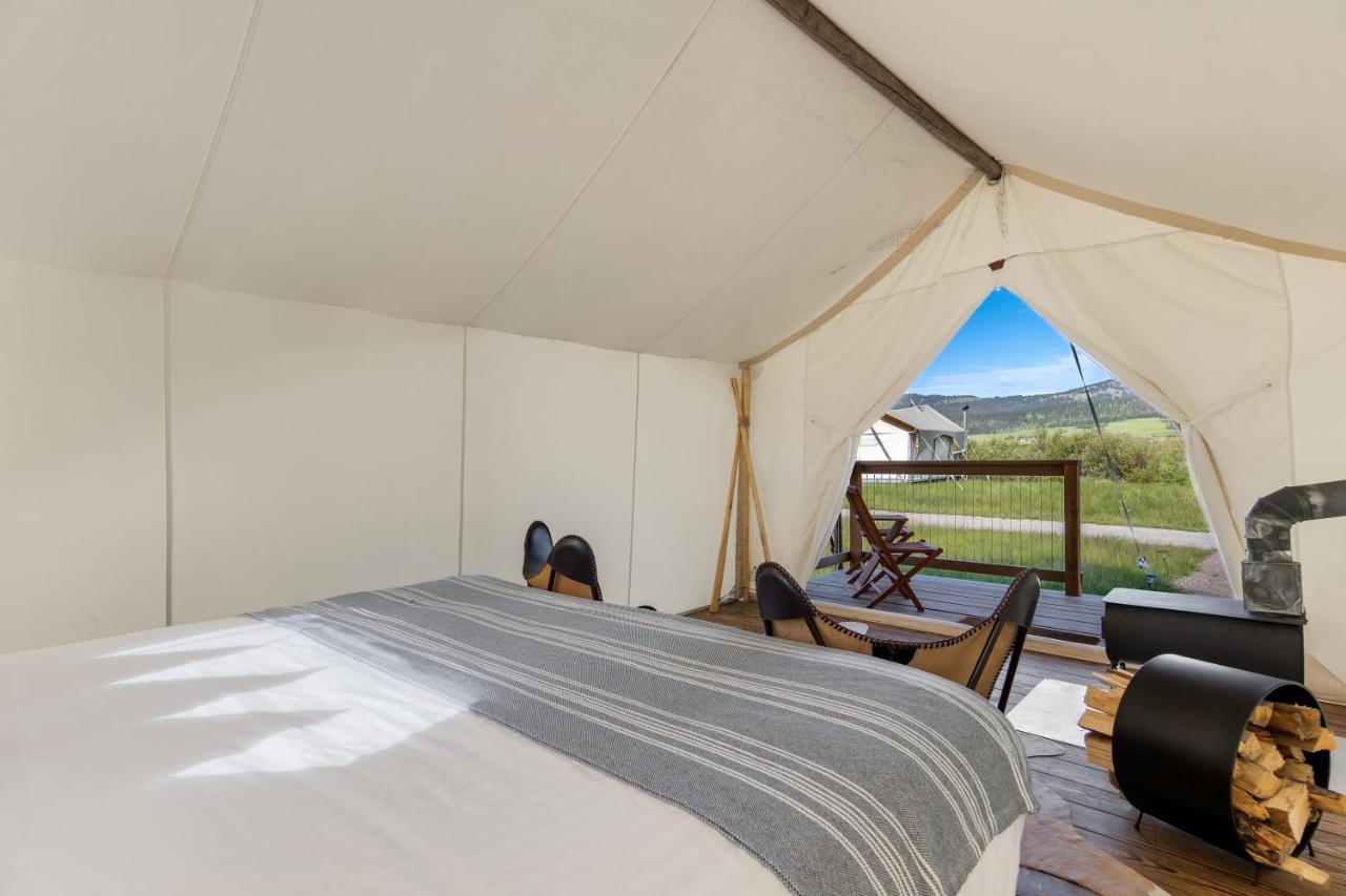 Under Canvas West Yellowstone Eksteriør billede