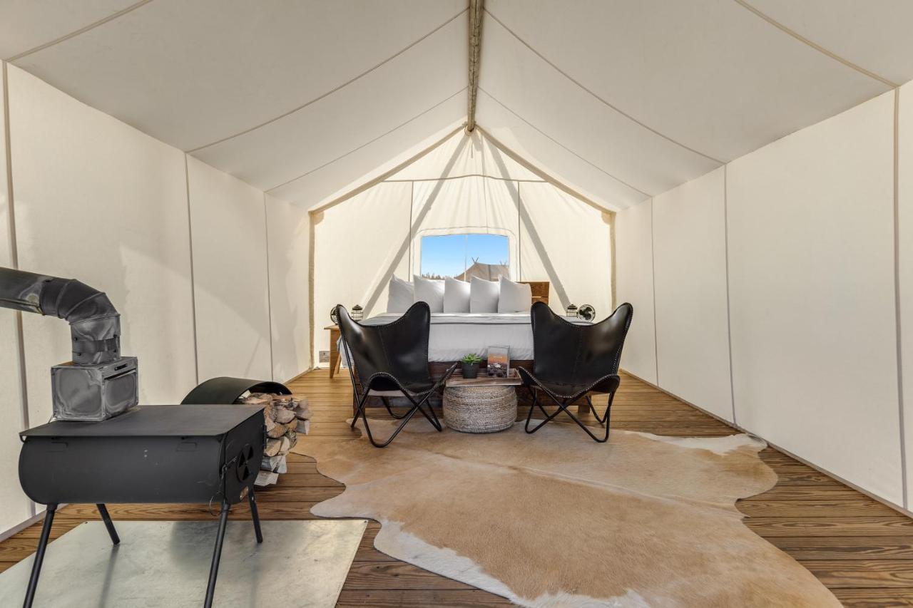 Under Canvas West Yellowstone Eksteriør billede